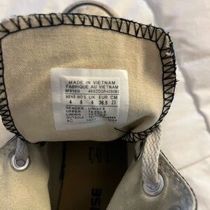 Converse High-Top Sneakers Size 6